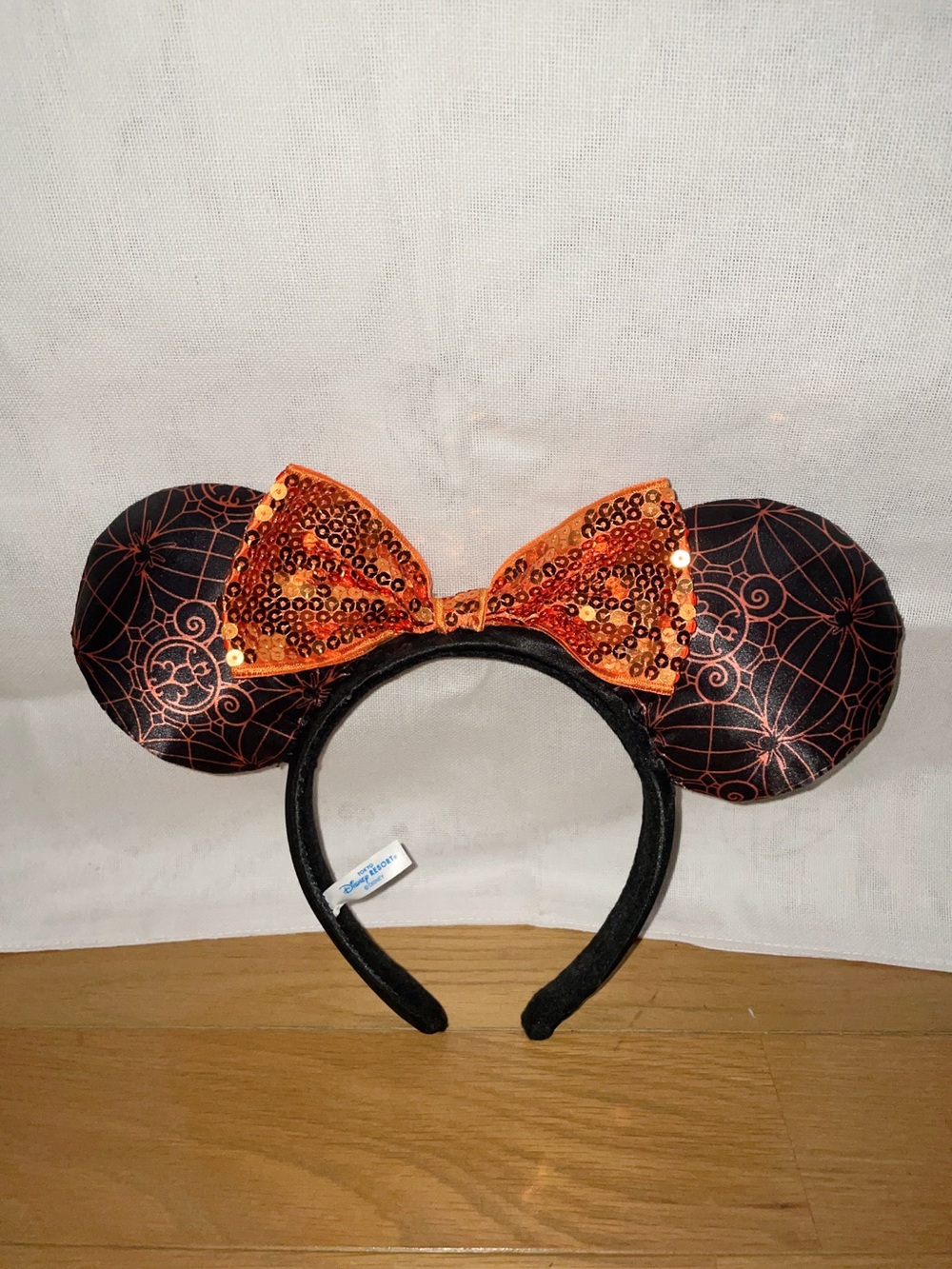 Disneyland Black and Orange Sequin Bow Mouse Ear Halloween headband